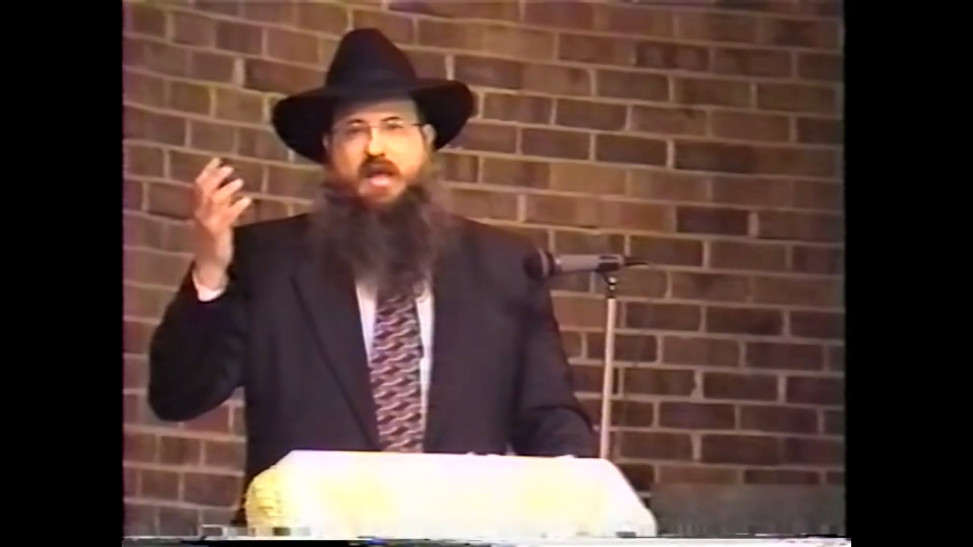 Yartzeit of Rabbi Hershel Shusterman 5762 -2002