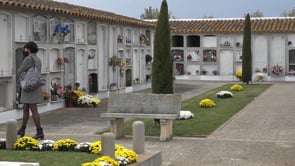 Poquíssima afluència als cementiris per Tots Sants
