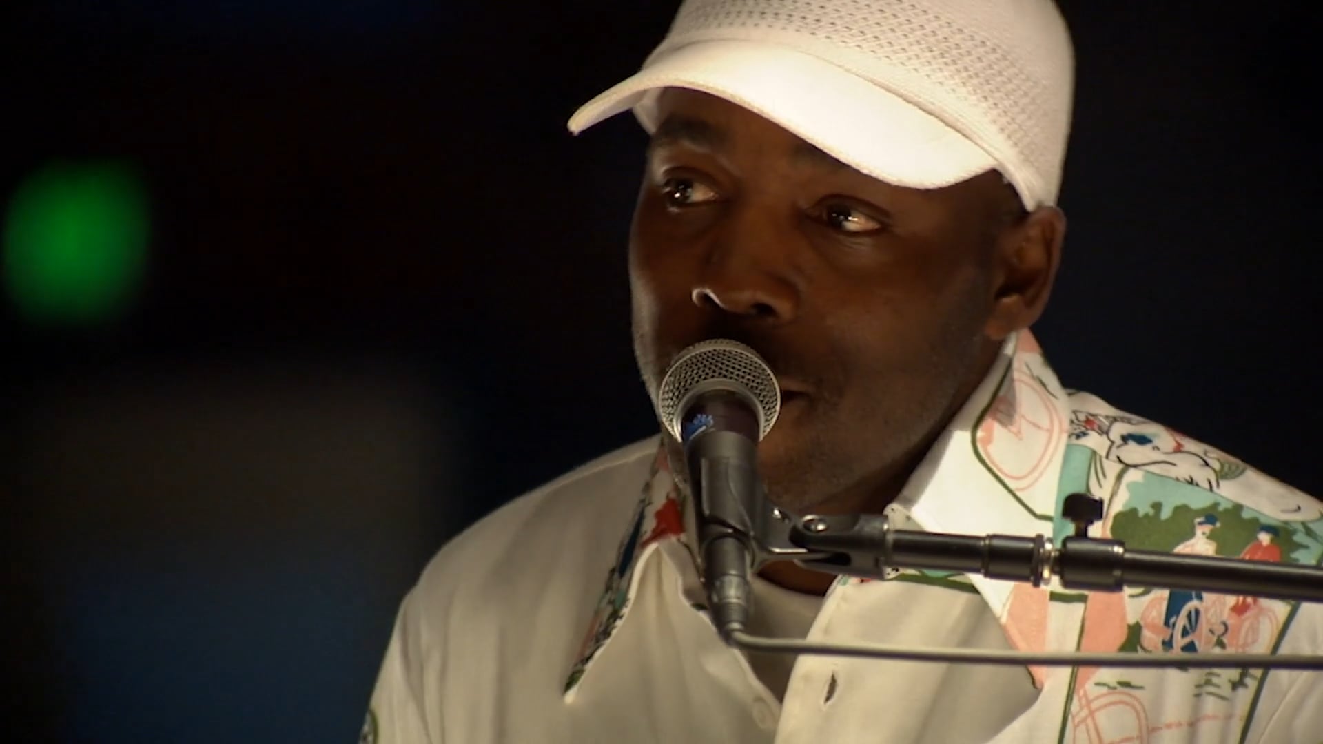 mtv2 Treasure island Music festival: ZionI I