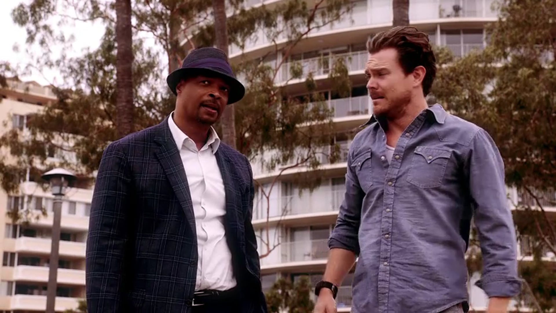 :45 TV Spot "Friends"