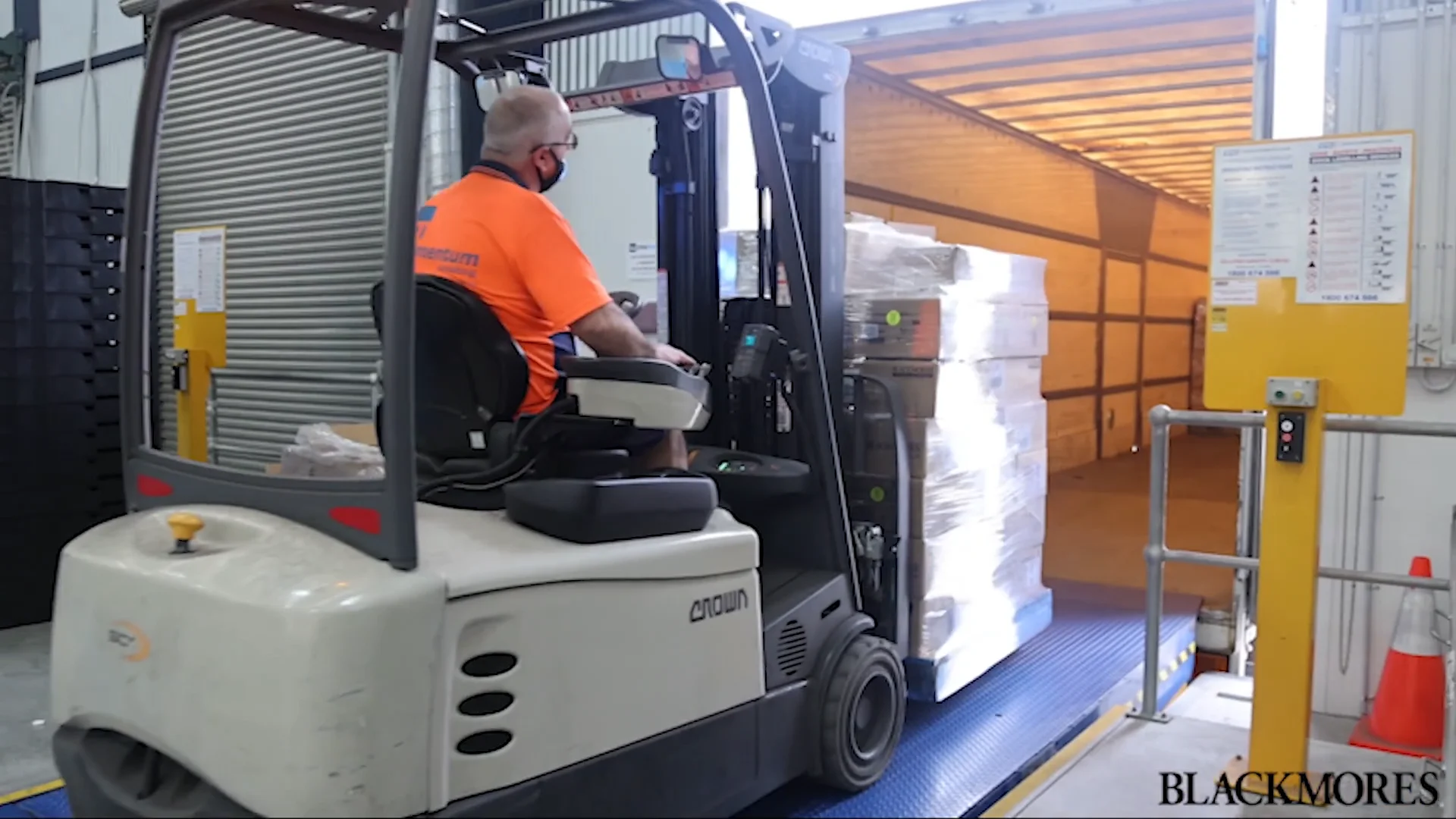 Loading Truck on Vimeo
