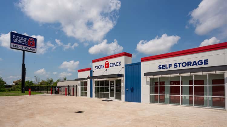 Store Space Self Storage at 260 I 10 Frontage Rd in Beaumont TX