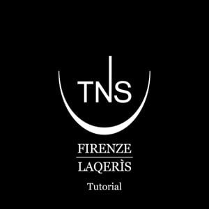 Step-by-Step tutorial video  for the application of professional semipermanent nail polish Laqerìs by TNS Firenze