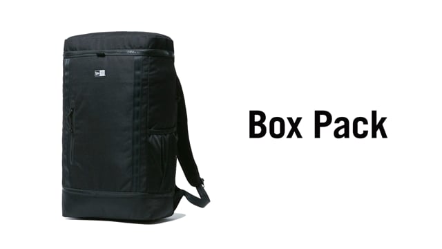 ボックスパック 32L プリントロゴ ブラック × ホワイト | ニューエラオンラインストア ボックスパック 32L プリントロゴ ブラック × ホワイト | ニューエラオンラインストア