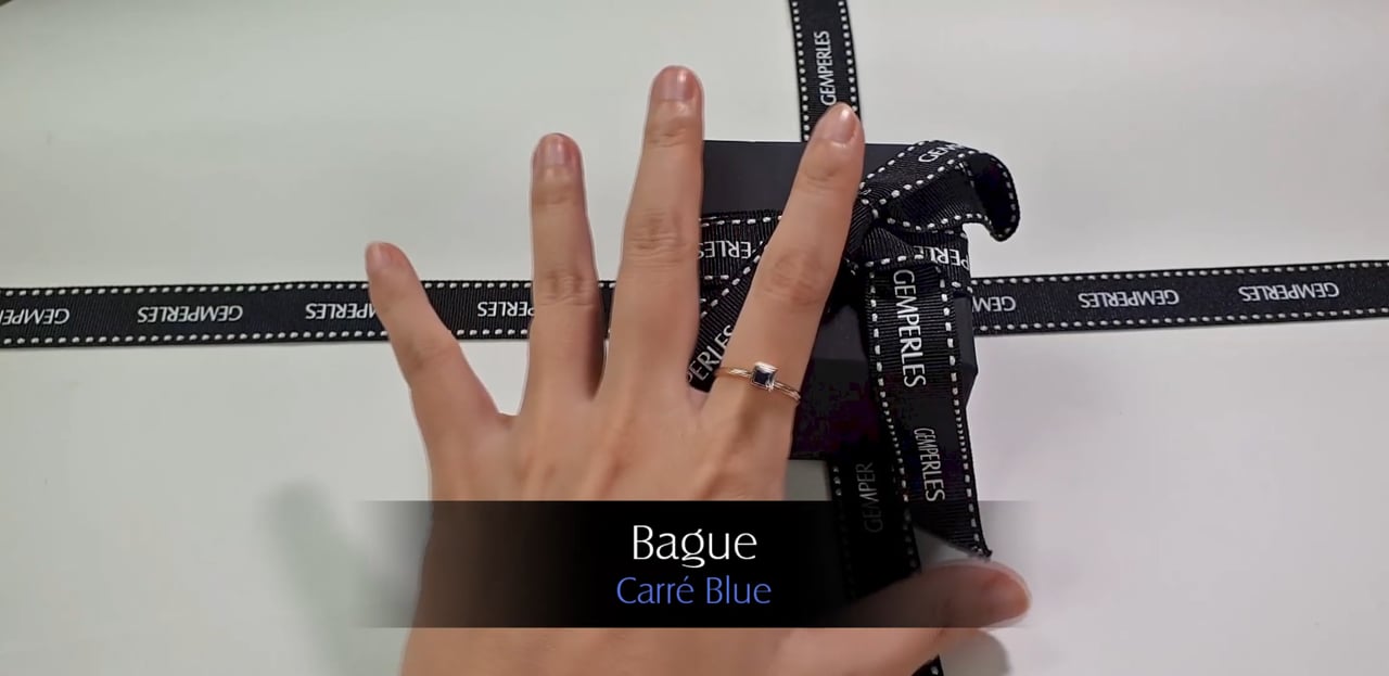 Bague Carré Blue - Or Jaune & Saphir 0.35ct | Gemperles