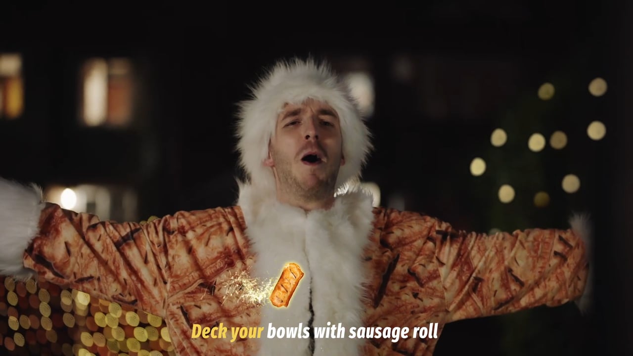 A Sausage CaRoll   Walkers Christmas Advert 2020   Walkers Crisps