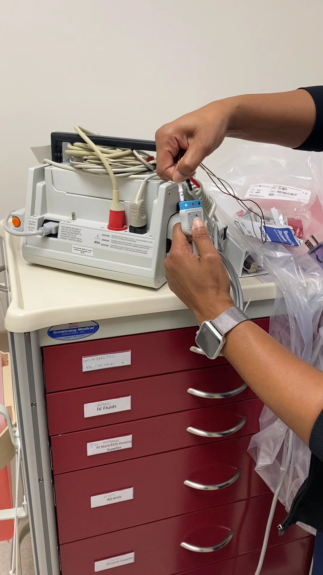 Neonate Adapter with M Series Zoll Defibrillator on Vimeo