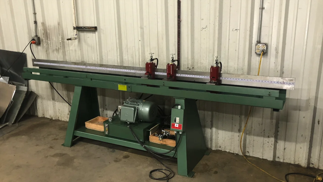 TK 1016 Hydraulic Duct Notcher – Conklin Metal Industries