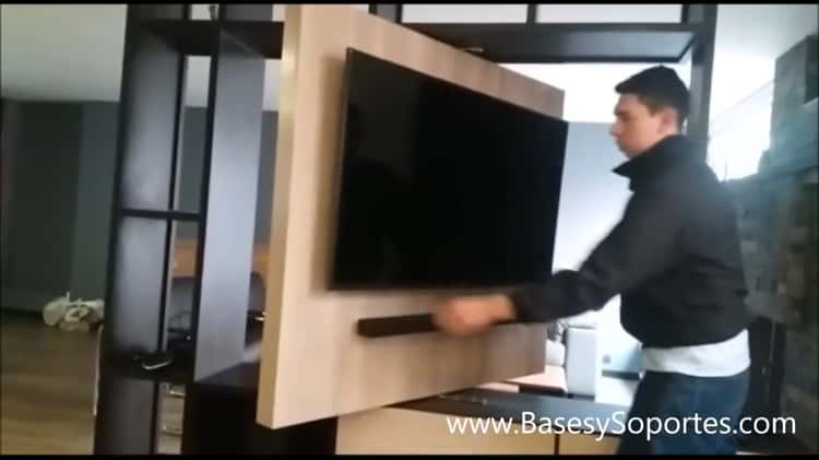 Soporte tv panel giratorio dividir 2 espacios, instalacion de televisor en  mueble de madera on Vimeo