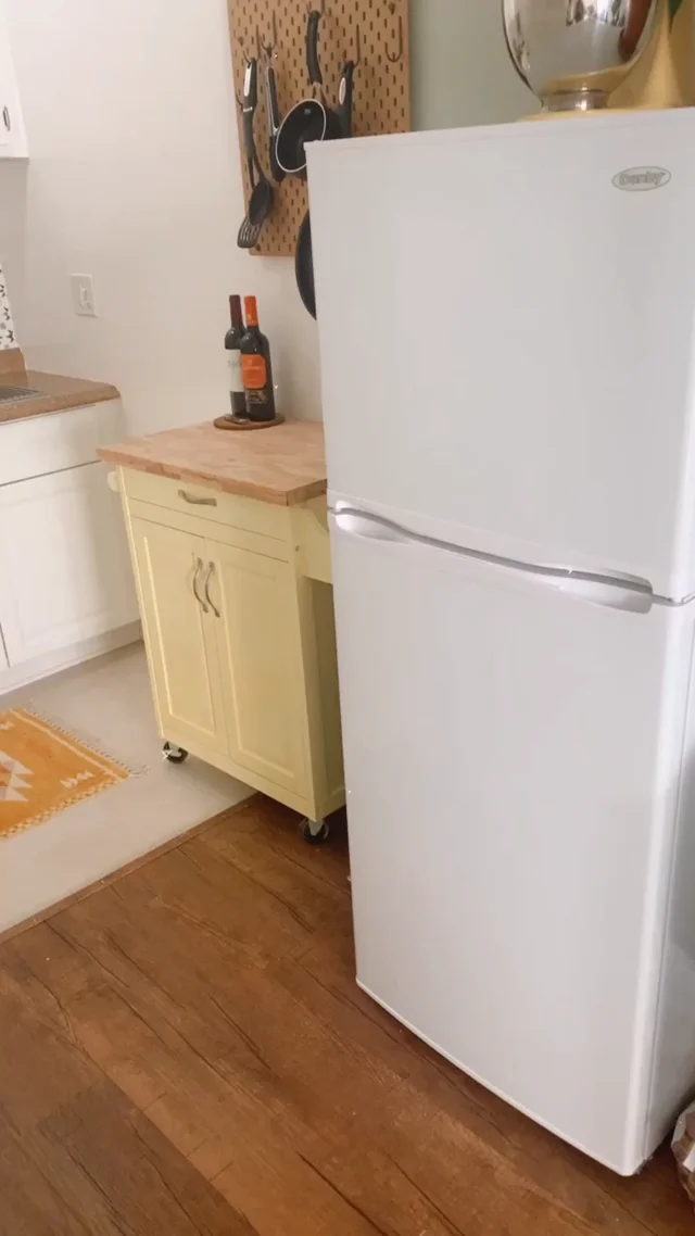 Tiny Kitchen. Big Impact — DIY DARLING