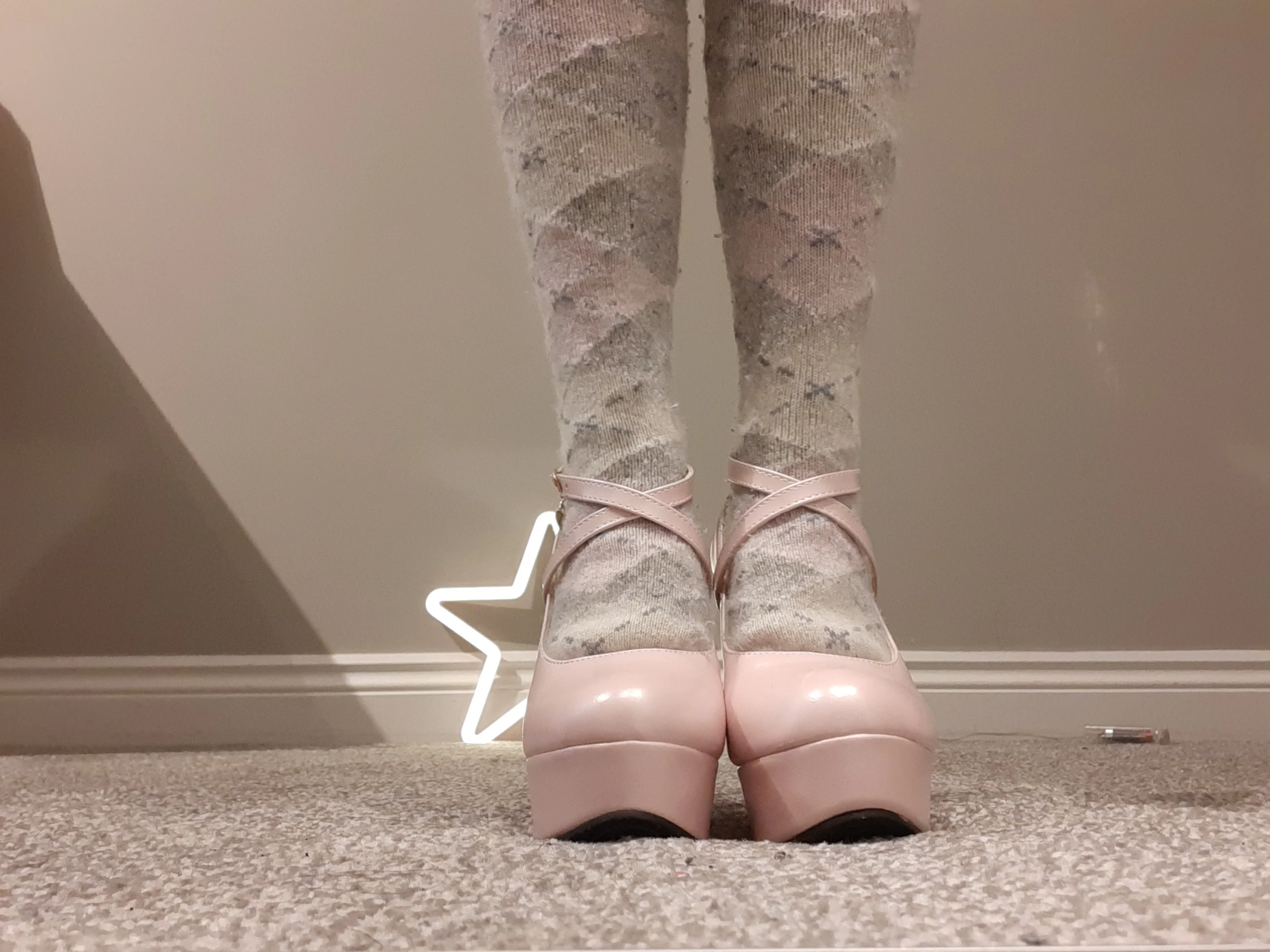 Giantess sfx. Giantess sfx. Солес феет 18 + boss. Giantess sfx. Великанши loryelle.
