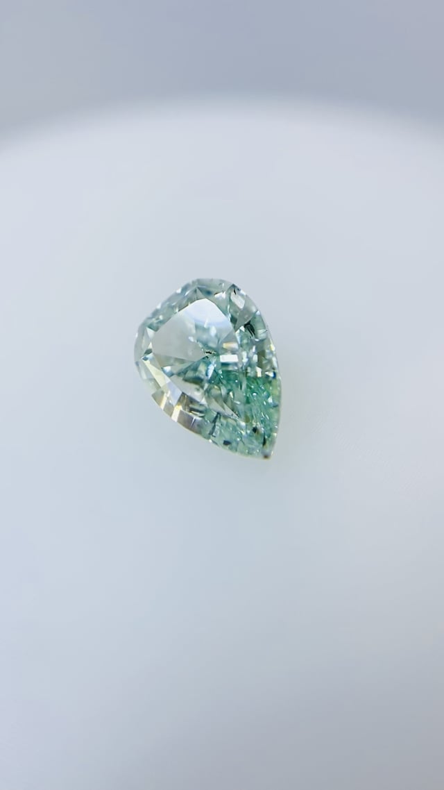 FANCY INTENSE BLUISH GREEN 0.587ct PS/RT0325/CGL