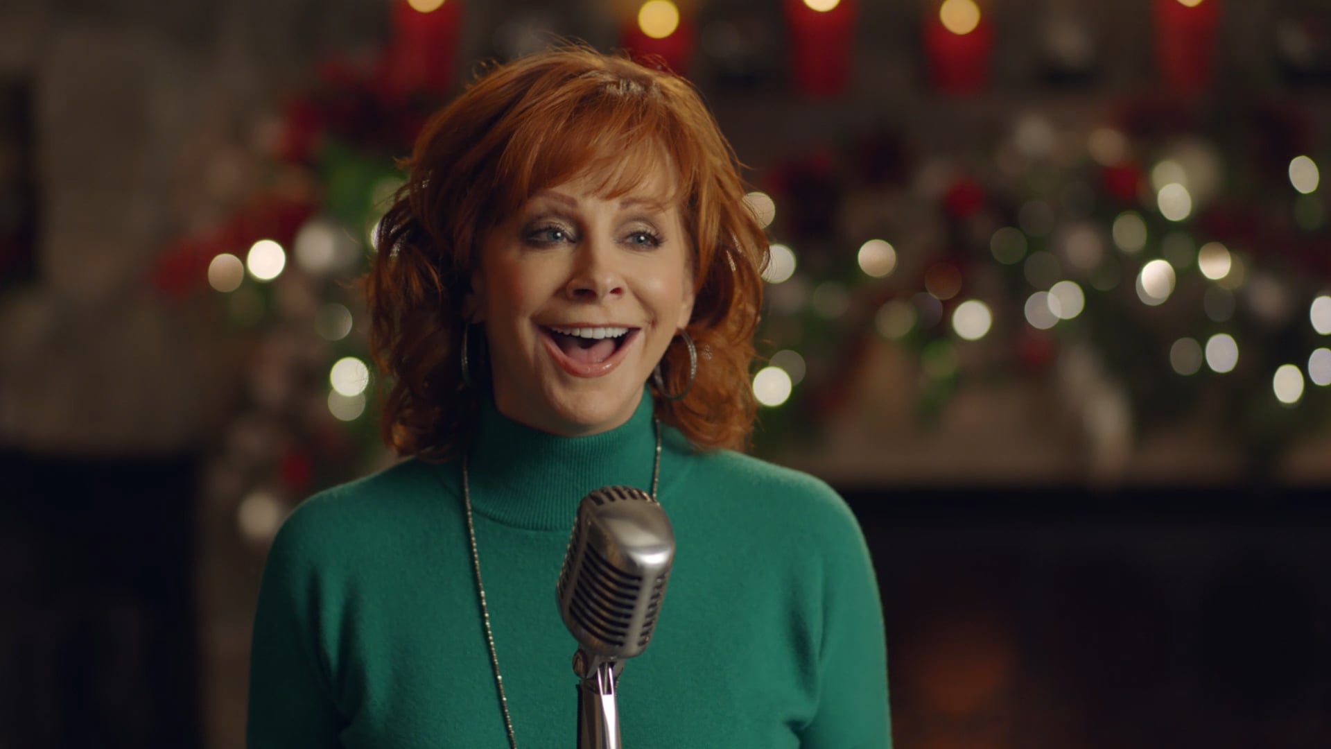Reba McEntire Christmas "Jingle Bell Rock"
