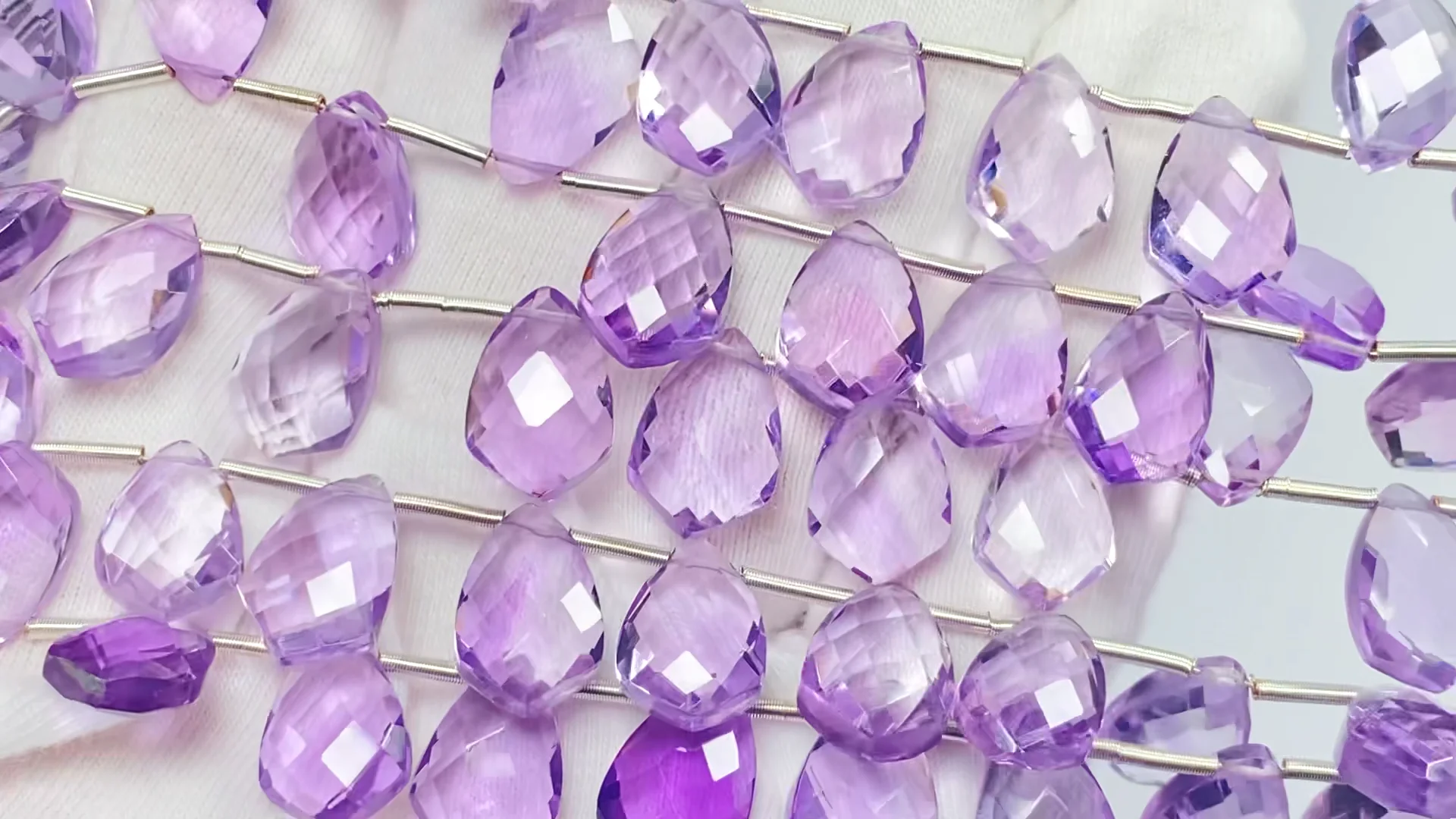 ピンクアメジスト ユニコーン 結晶 天然石 431g bigサイズ Amazon.co.jp: 特価 美しい ピンクアメジスト 原石 フレーム 約402g