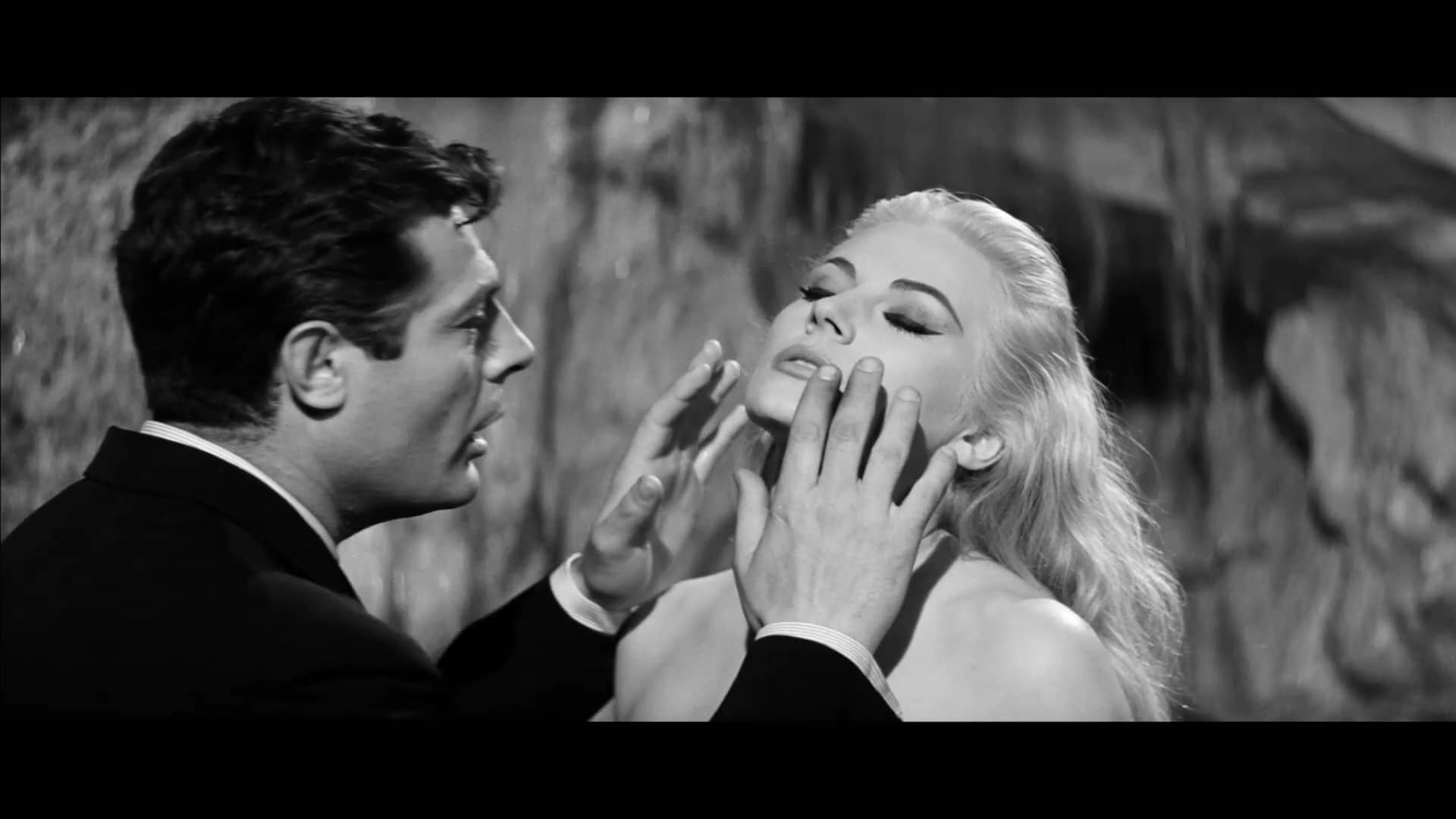 La Dolce Vita Fellini S Signature Film On Vimeo