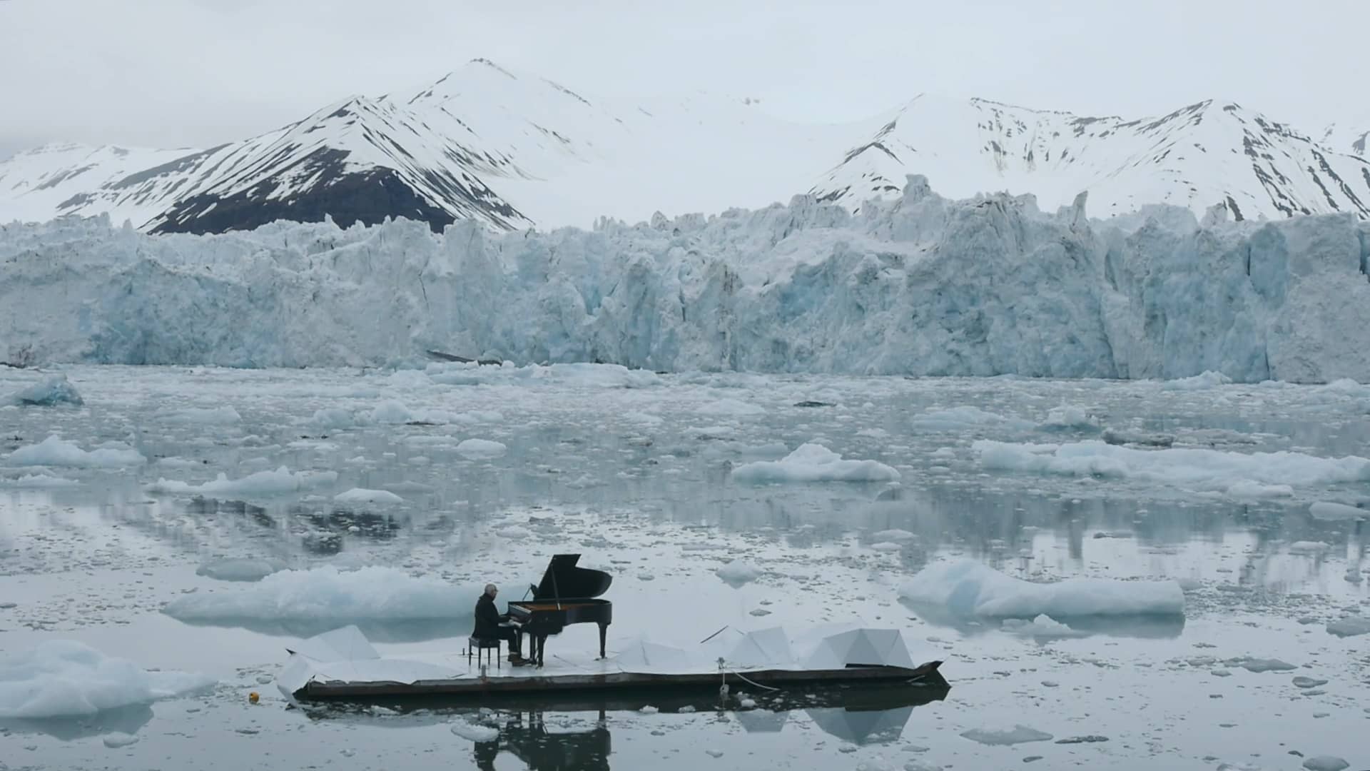 Ludovico Einaudi - Elegy to the Arctic