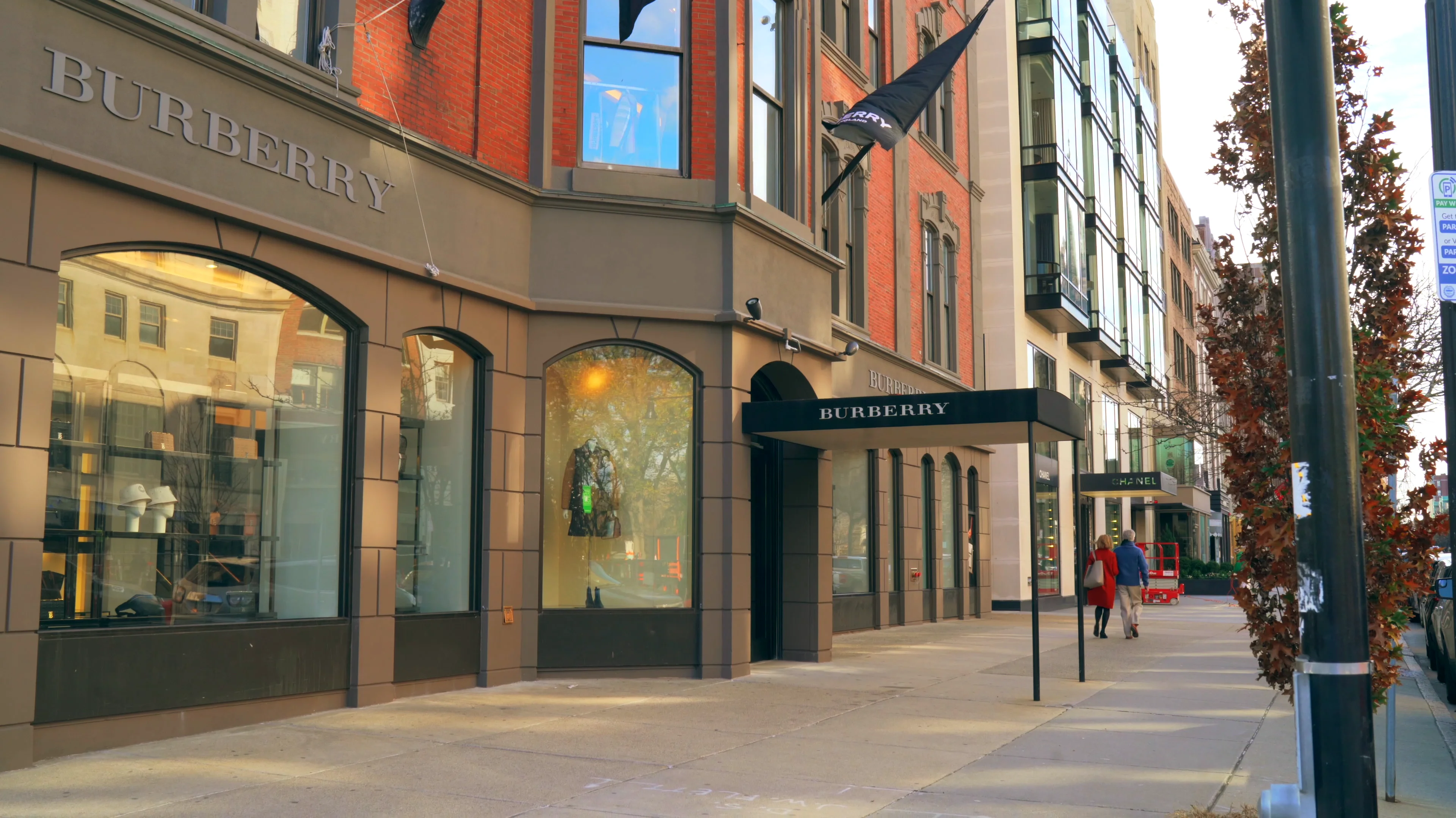 Burberry store newbury street