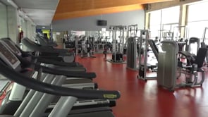 Dilluns s'obriran el camp de futbol, el pavelló i les pistes de tennis i de pàdel