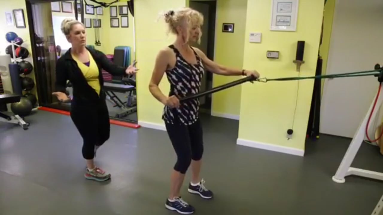 Fitness-weights-Shoulder Reach with Lunge