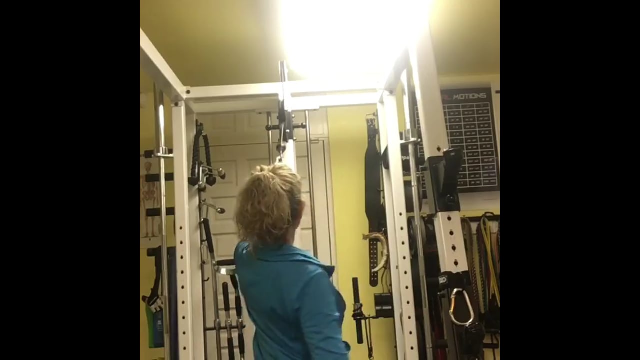 Best strength coach-Cable single arm pull down